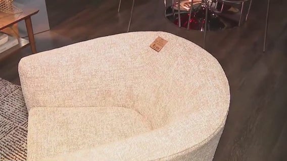 5,000 square feet of show room floors