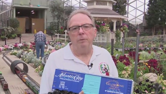 Steampunk and trains at the Mitchell Park Domes