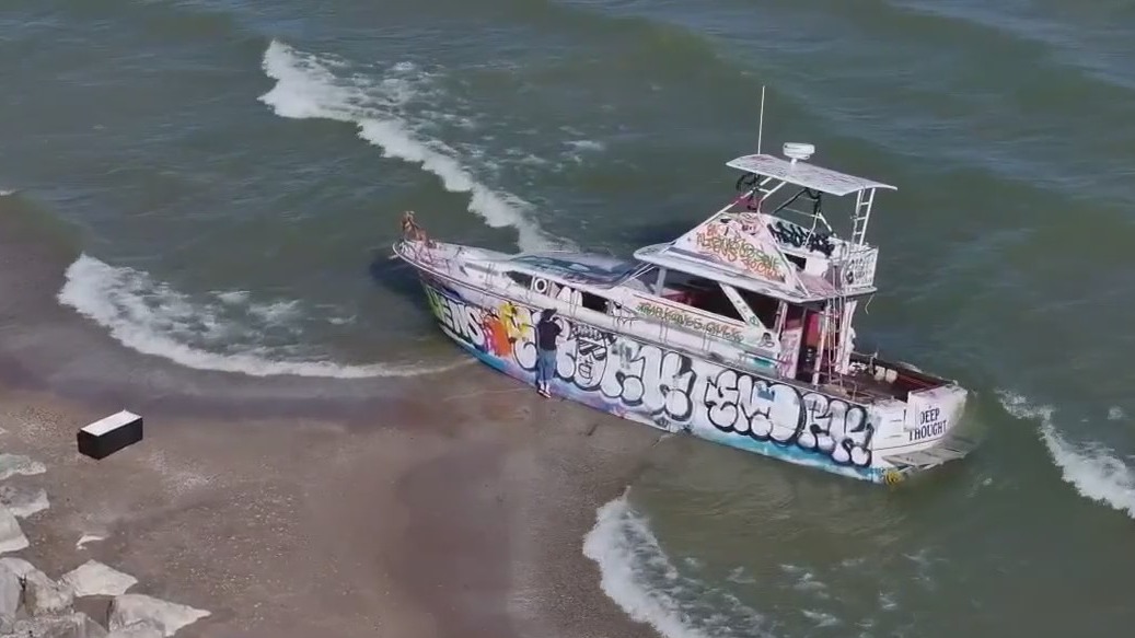 Who's responsible for removing abandoned boat?