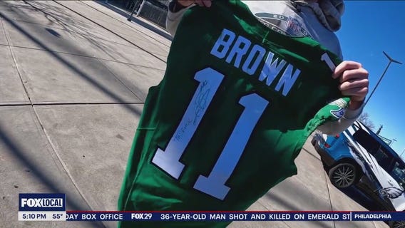 AJ Brown returns favor for Eagles fan who caught McKee?s 1st NFL touchdown ball