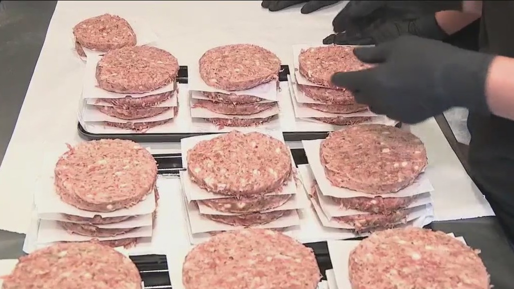 Pizza burgers from Weiss Meats