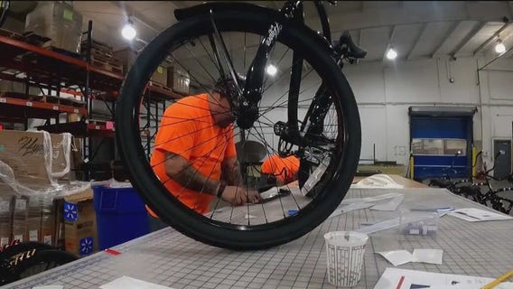 Packers' bike tradition returns for NFL Draft