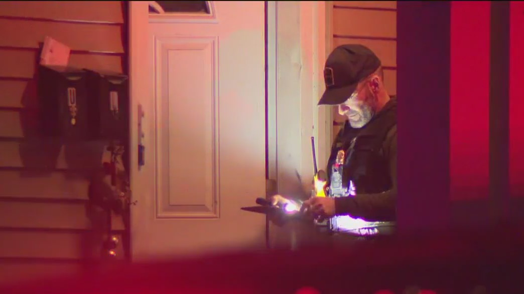 Home invasion, police shooting in Racine