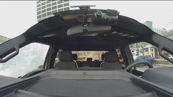 Car break-in at Milwaukee parking lot