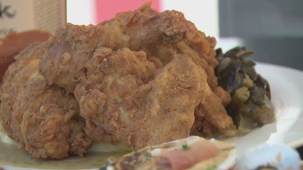 Maxie?s is mixing up Mint Julips