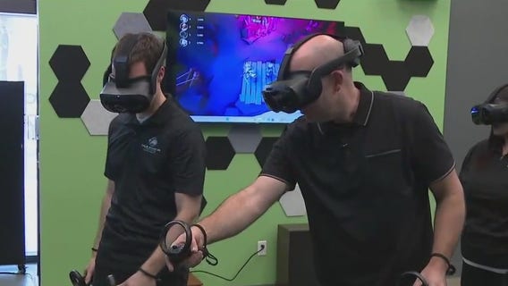 Private suite karaoke bar