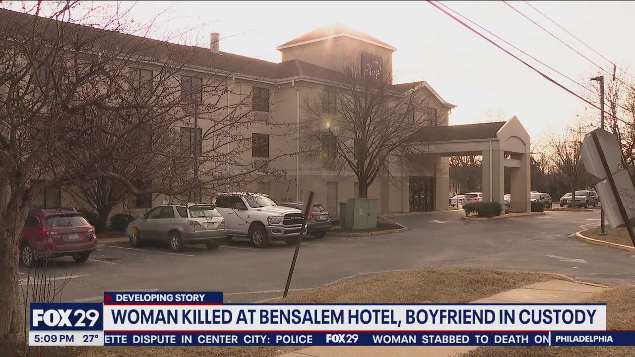Boyfriend in custody after woman killed in hotel