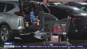 Philly preps for snow ahead of Eagles playoff game