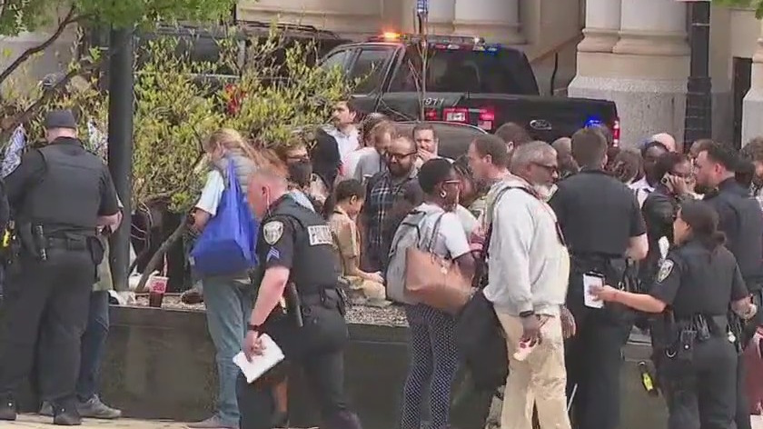 Milwaukee lockdown communication issues