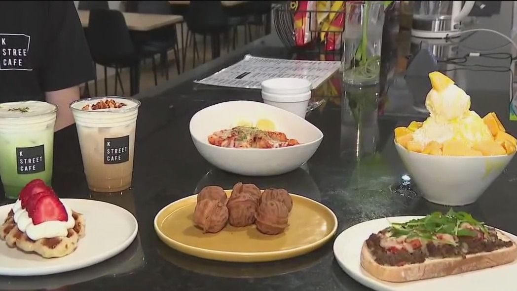 Mixing breakfast and dessert