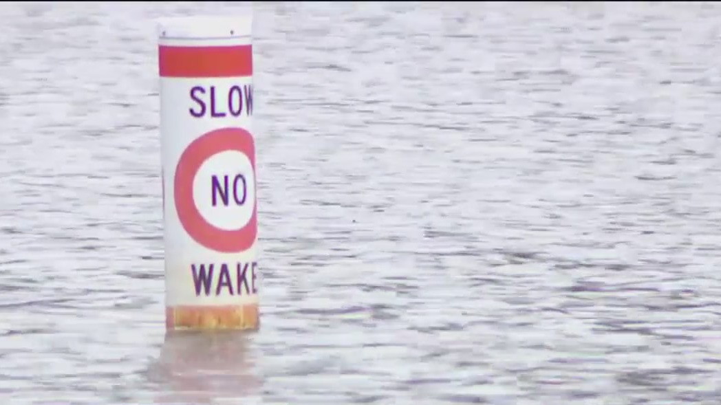 Little Muskego Lake boating accident, 10-year-old dead