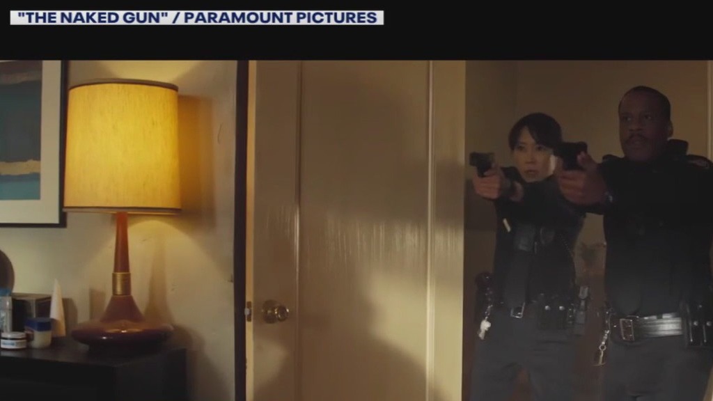 1st full trailer for 'Naked Gun'