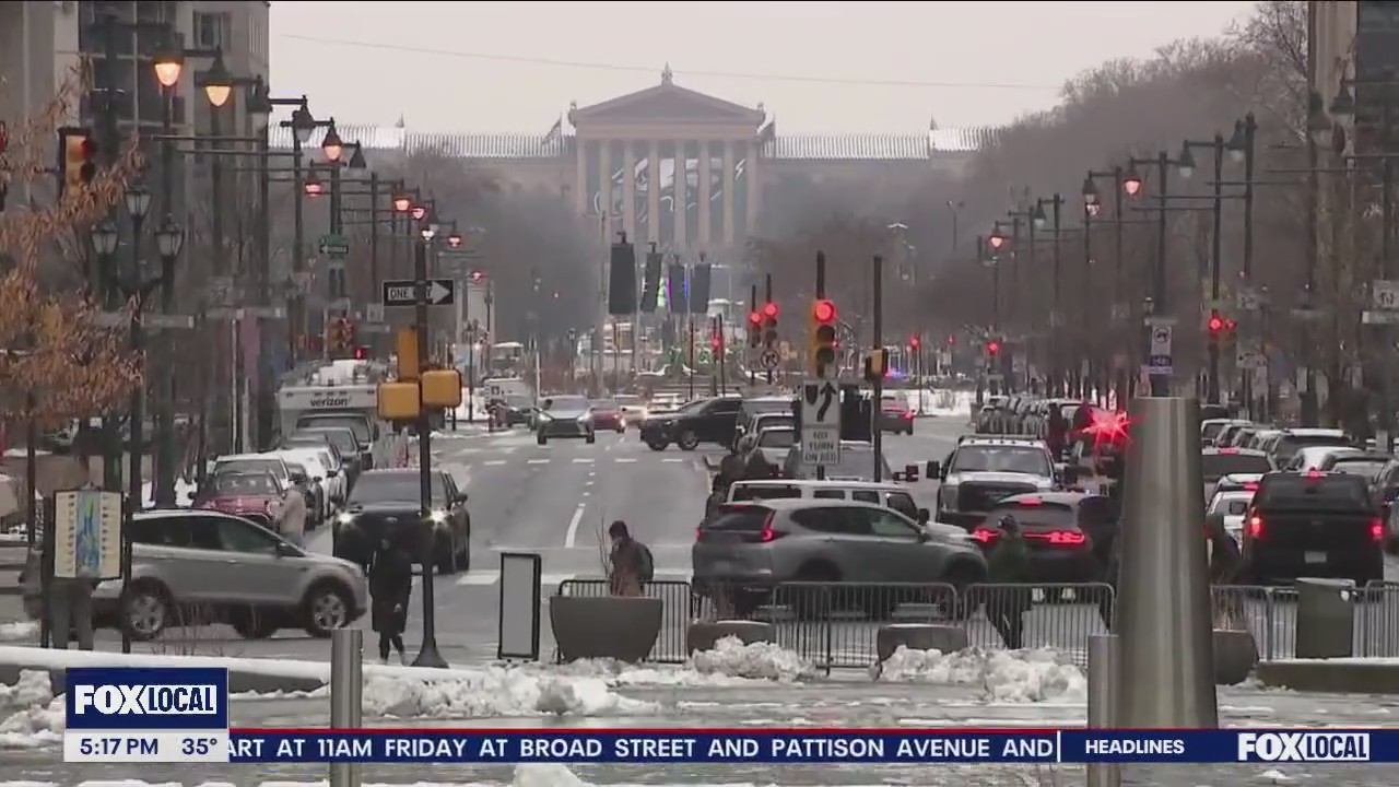 Who is going to Eagles Super Bowl parade? Who has to work?
