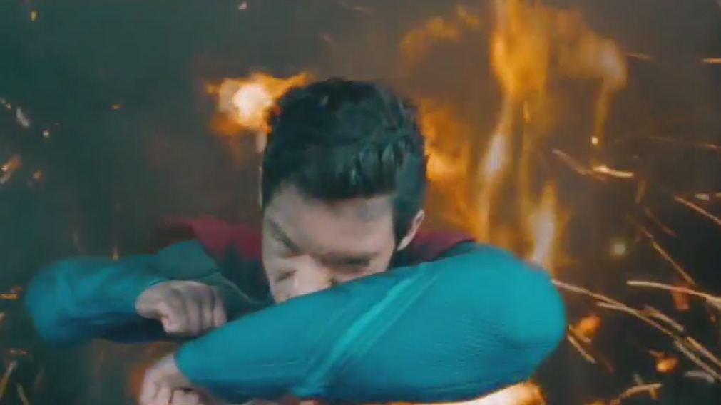 'Superman' soars to top at box office