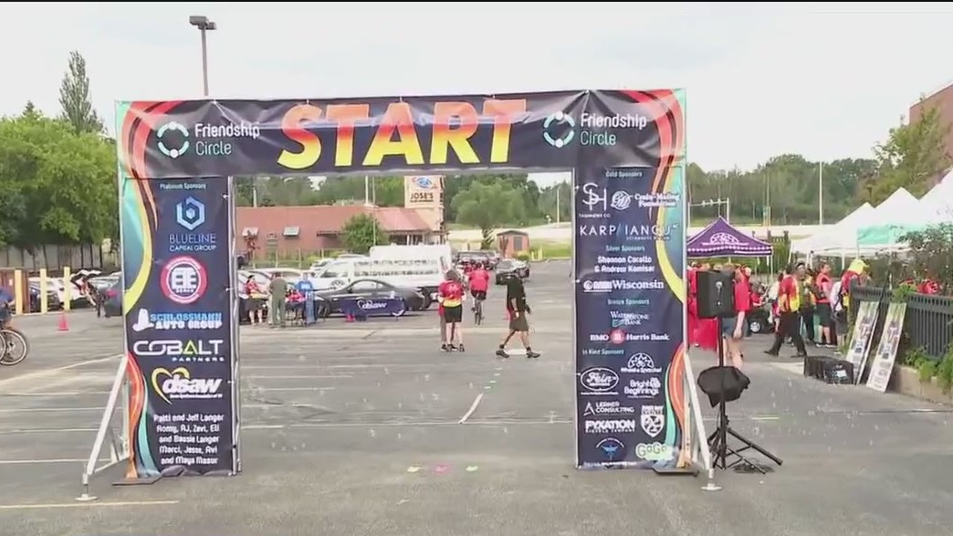 Hundreds of bicyclists take part in ride for Friendship Circle