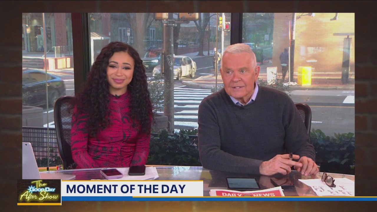 Moment of the Day: The end of Hooters