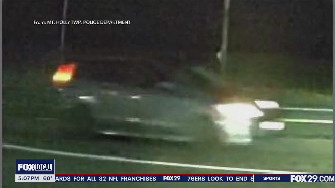 Police search for 3rd vehicle in connection with deadly street racing crash