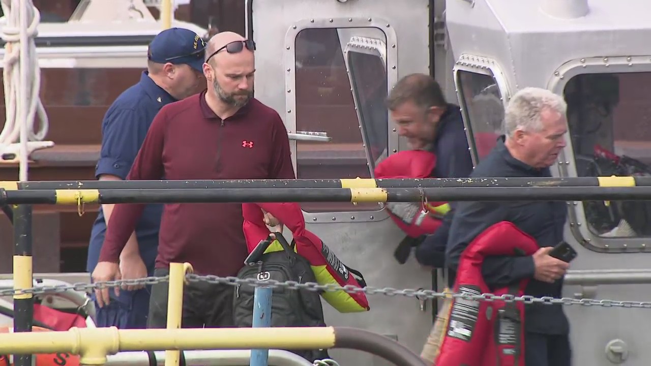 Plane crash, 3 rescued by US Coast Guard boat