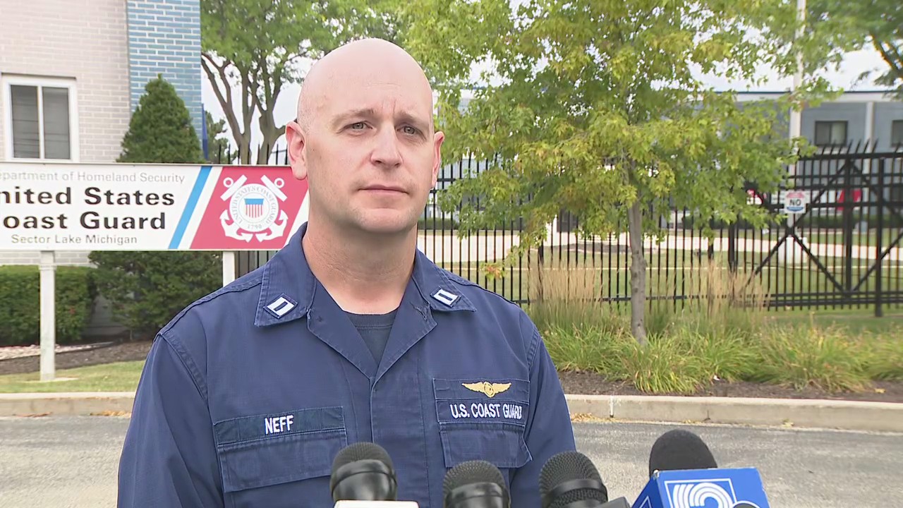 Lake Michigan plane crash, 3 rescued