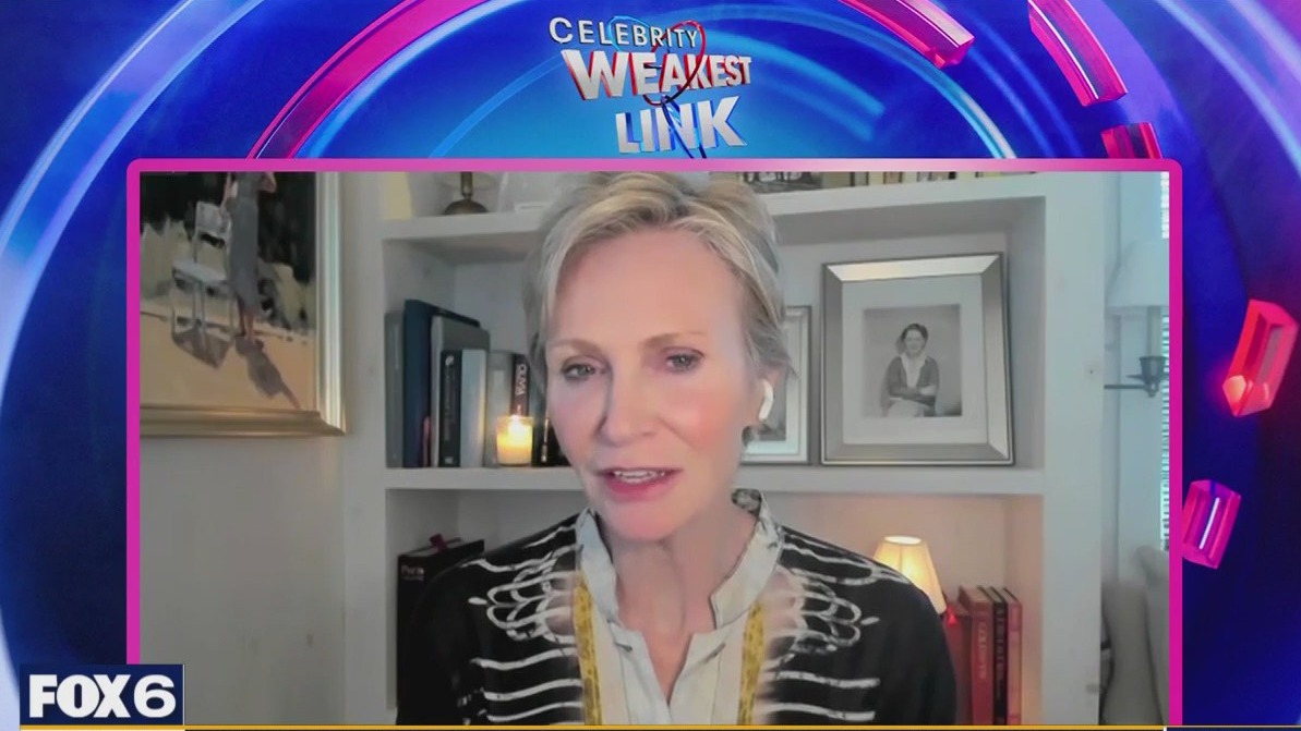 Jane Lynch talks 'Celebrity Weakest Link'