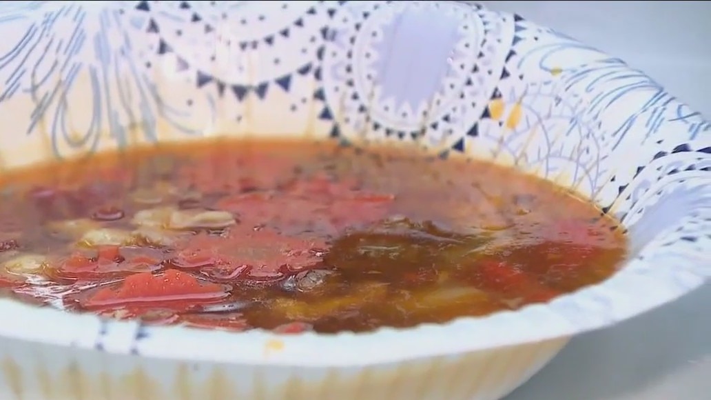 3,000 hand-carved jack-o-lanterns