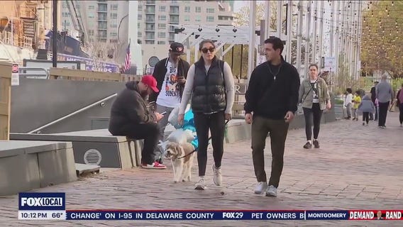 Warm weather, sunshine prompts tourists, residents to step outside and enjoy Philly