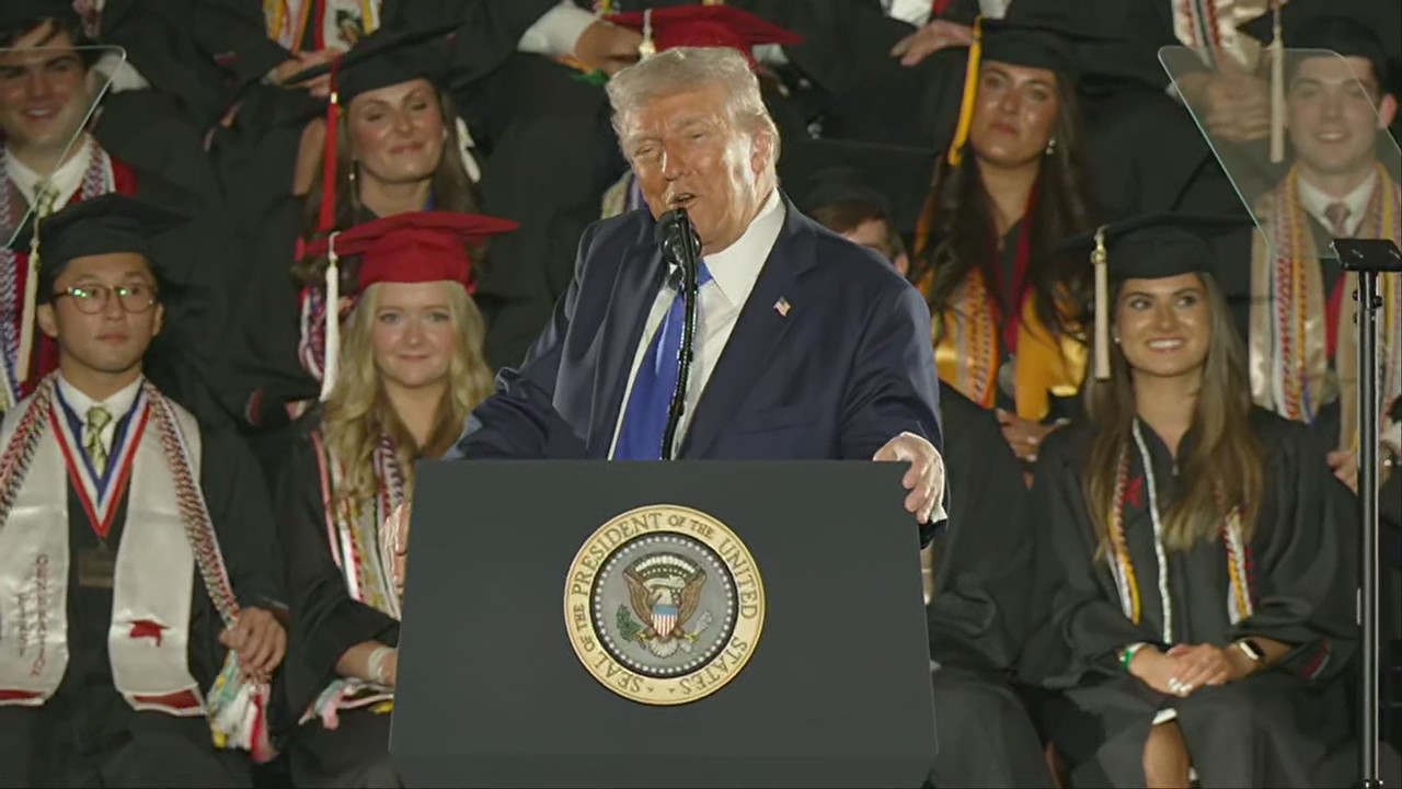 Trump delivers University of Alabama commencement speech