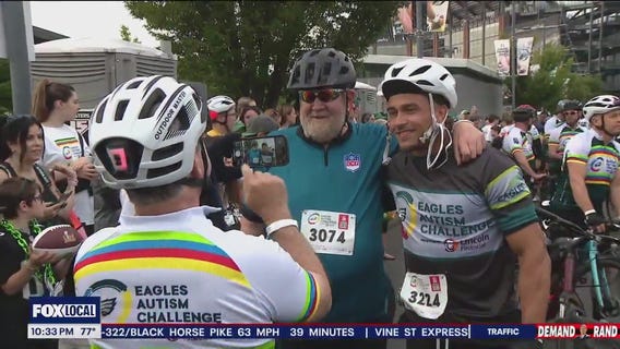 Over 7K participate with players in 8th annual Eagles Autism Challenge