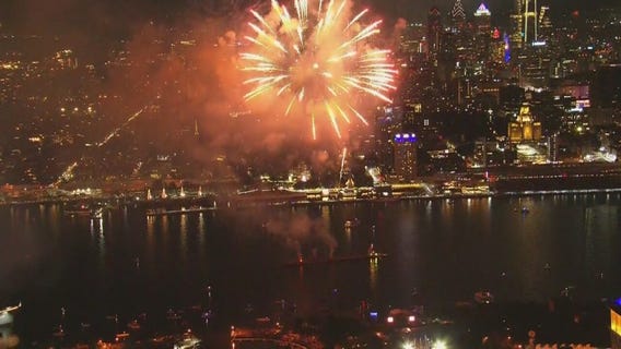 Philly celebrates July 4th with fireworks show