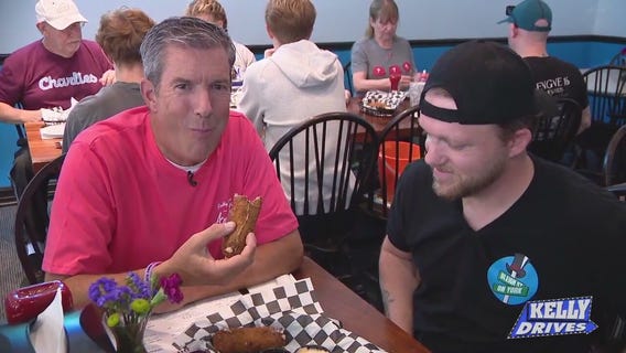 Kelly Drives: Mini Golf, Cheesesteak Stuffed Mozzarella Sticks, Smashing Burgers, Unique Pizza, and Making Bagels