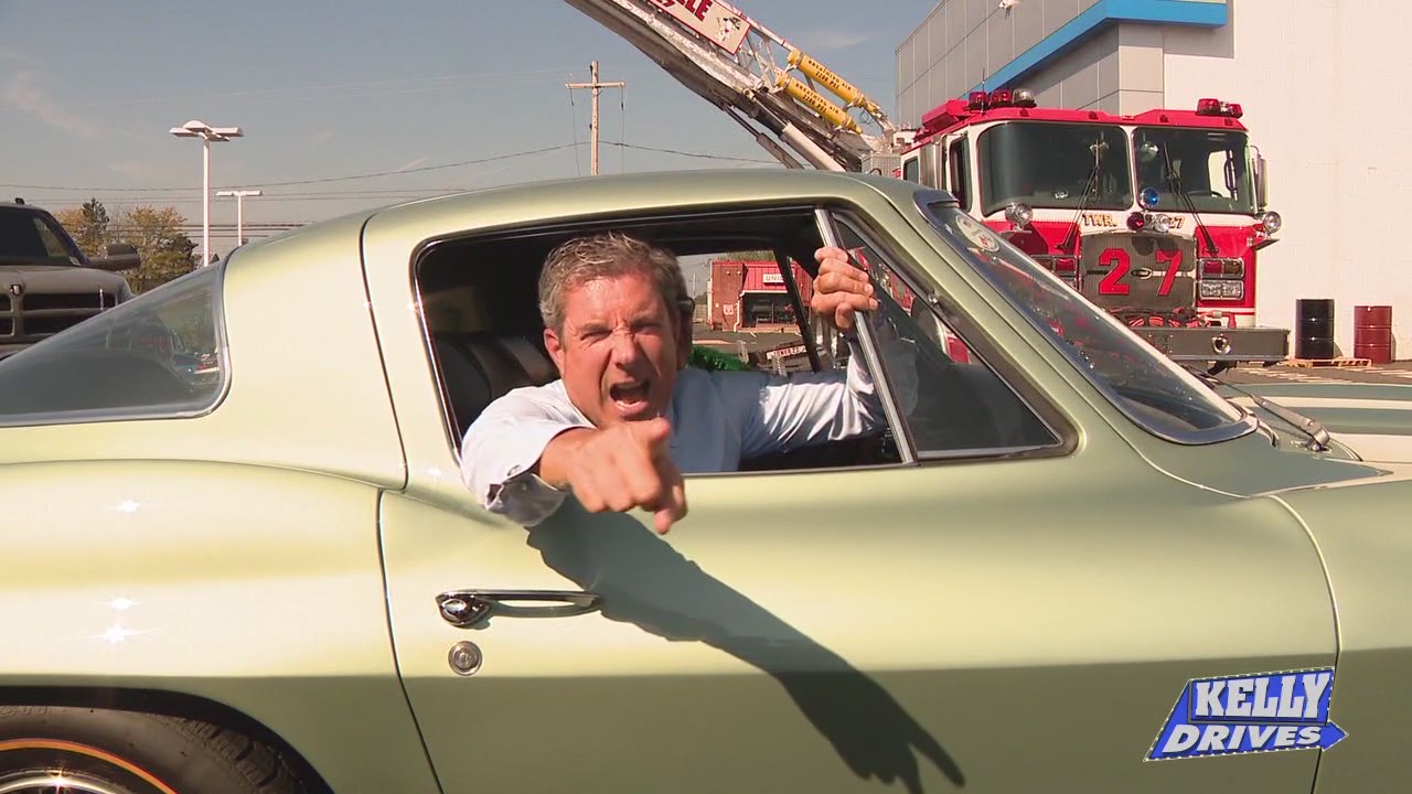 Kelly Drives: Diner Classics, Roller Rinks, Restaurant with a View and a Car Show!