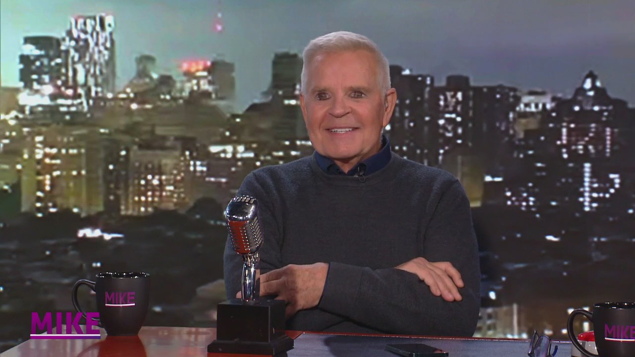 MIKE - Are Aliens Here?, Smash or Pass, and Midnight Snack - Episode 18