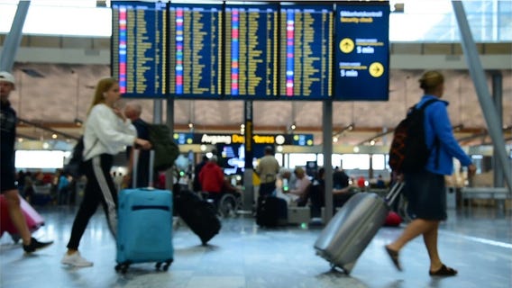 Lull in international travel to the US expected to persist until 2022