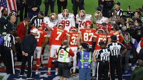 Centenarian WWII vets honored at Super Bowl LIV