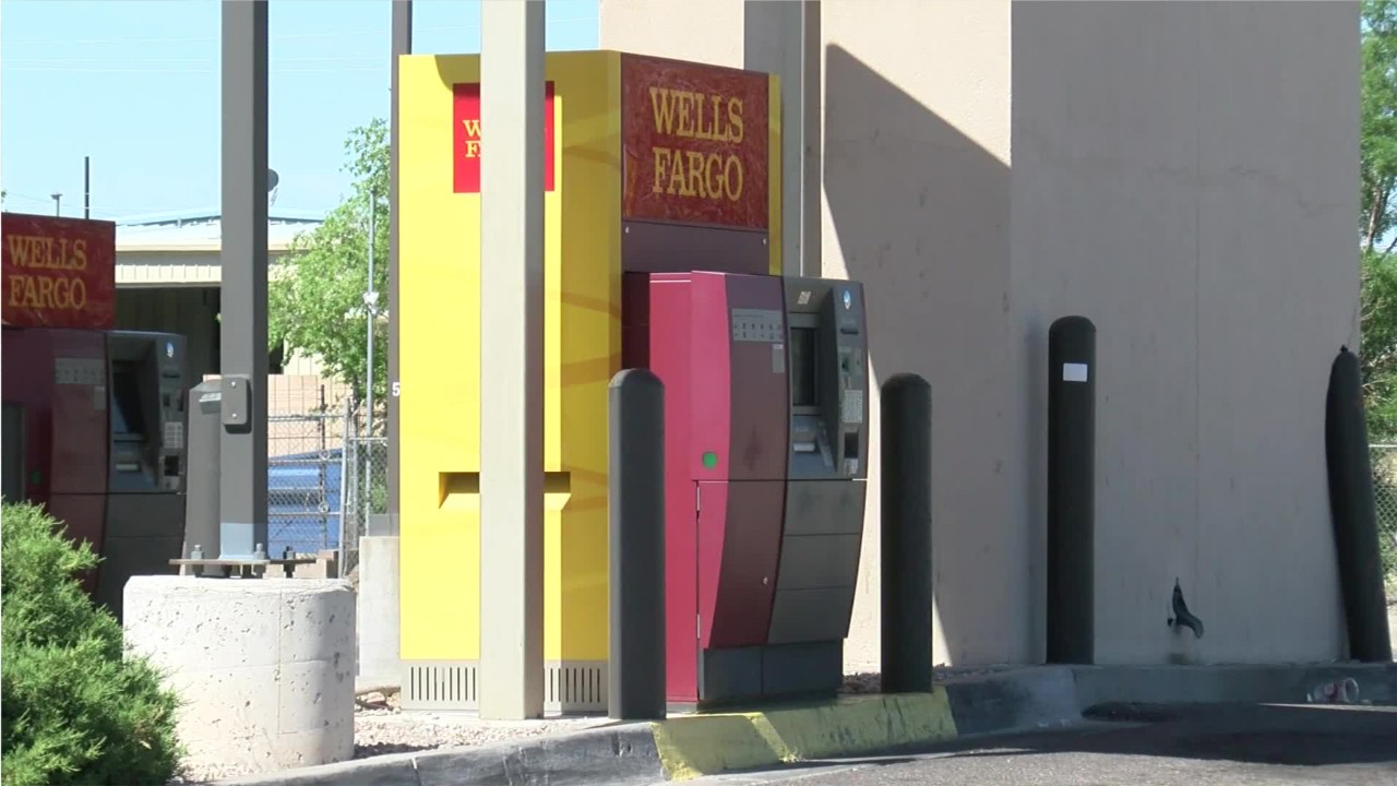 Teen rewarded for turning in $135K found near ATM