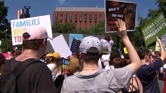 Thousands rally in Washington DC to protest "zero tolerance" at the border
