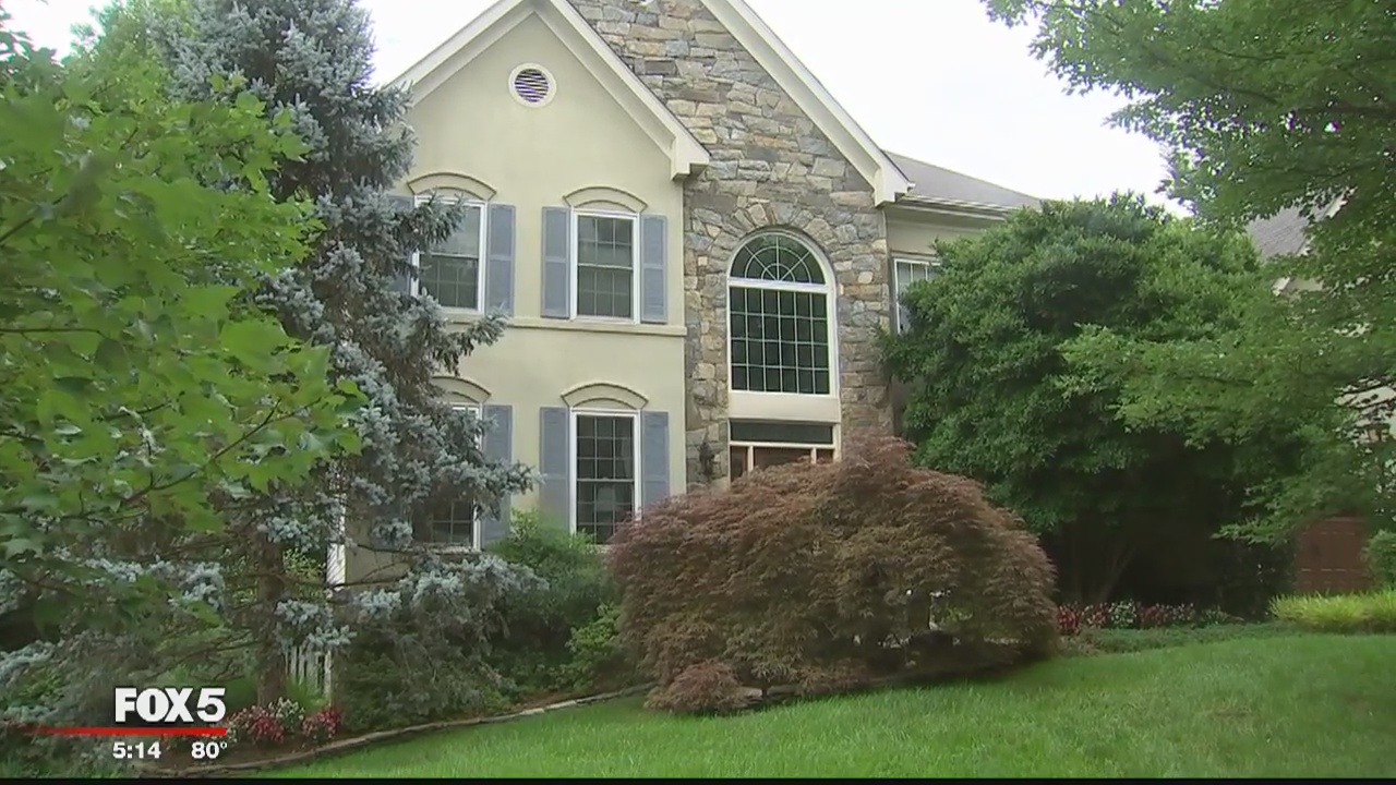 Unarmed naked man dies after Fairfax County police take him into custody