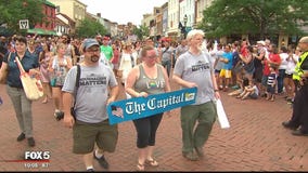 Annapolis honors victims and survivors of Capital Gazette shooting in July Fourth parade