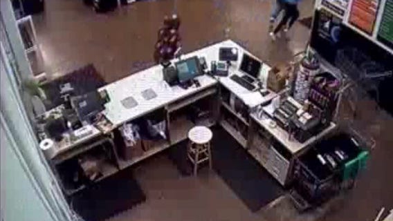 Memphis Police seek over 20 suspects in Walmart shoplifting