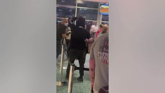 Strangers rent van together after flight canceled