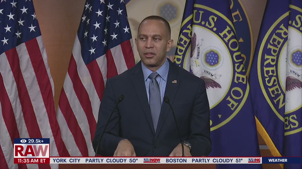 Jeffries opposes 'conditional' aid bill for Israel