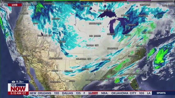 Snow showers strike roads across Philly