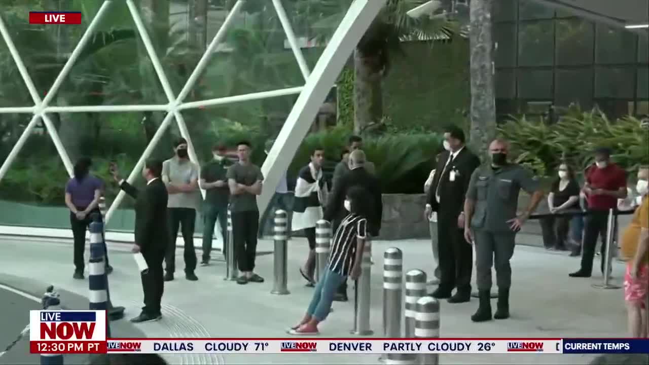 Brazilian soccer legend Pel? dies