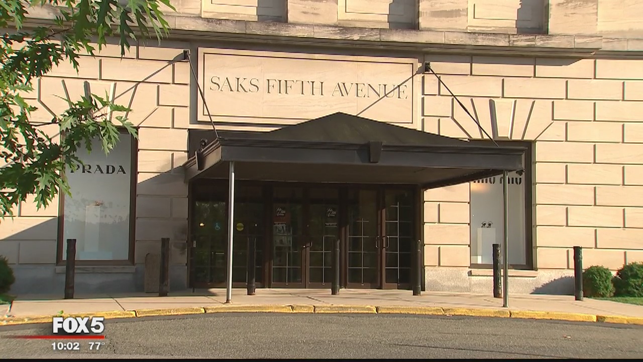 7 suspects rob Saks Fifth Avenue in Chevy Chase, take $30K in Gucci merchandise, police say