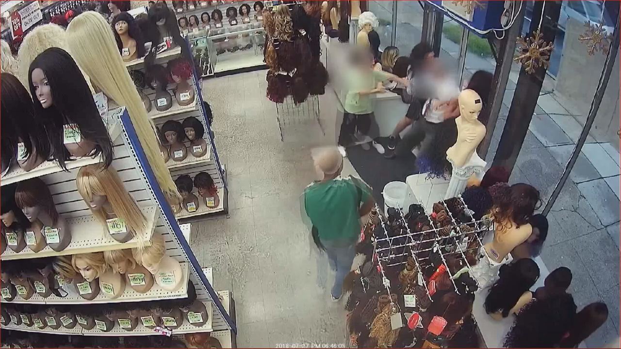 3 suspects attack, pepper spray Silver Spring beauty salon employees during wig theft