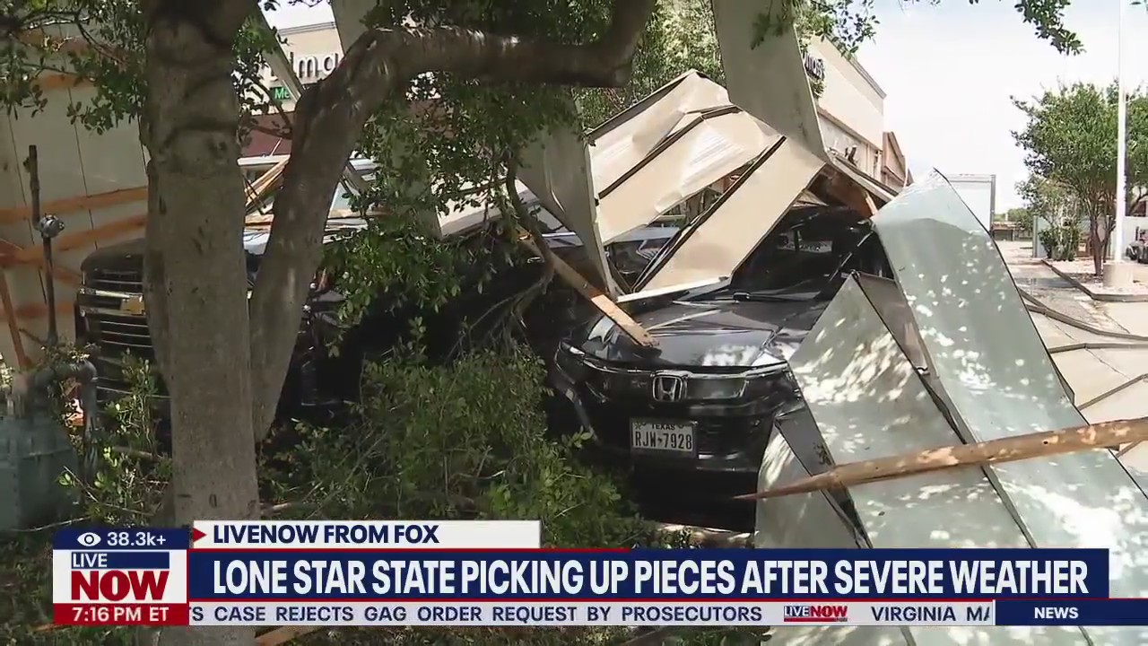 Severe weather kills at least 15 across the South