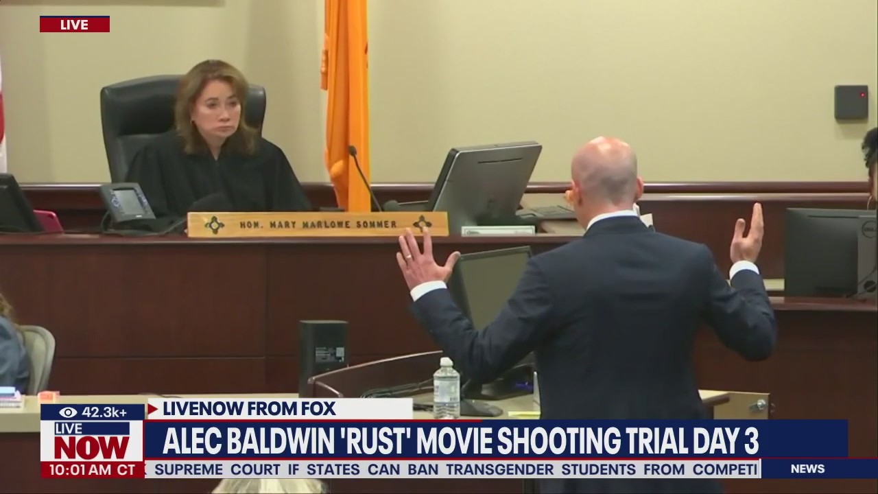 Alec Baldwin defense teams calls for mistrial