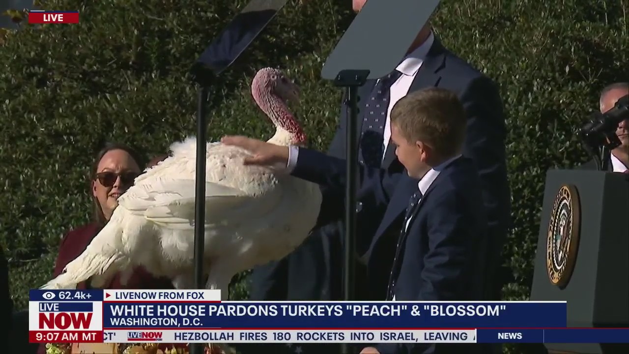 Biden pardons turkeys "Peach" & "Blossom"