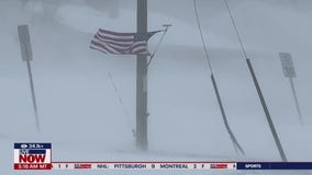 Feet of lake-effect snow pile up across Great Lakes