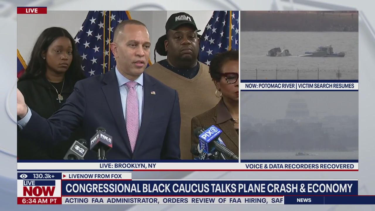 Hakeem Jeffries calls out Trump on DEI comments